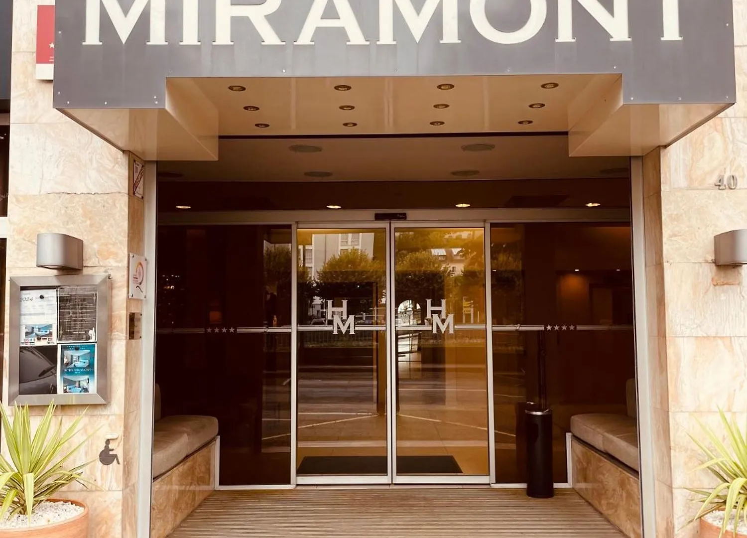 Hotel Miramont Lourdes